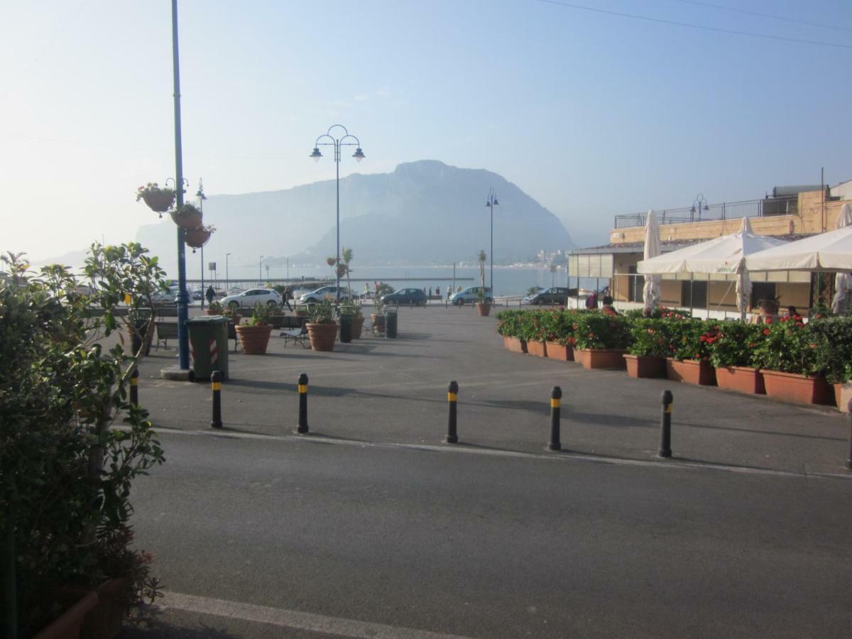 Mondello Beach Holyday Palermo Exterior photo